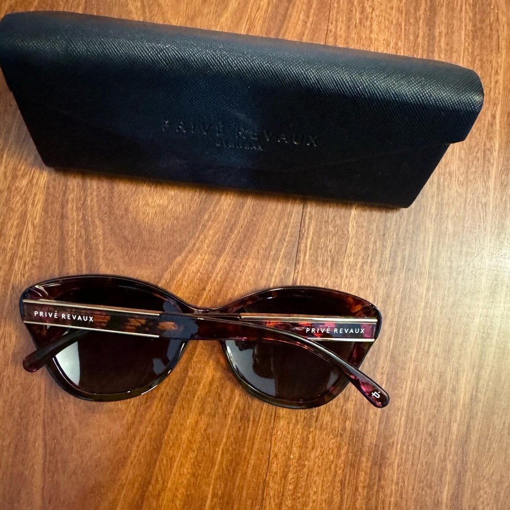 Final Price- Prive Revaux Brown Sunglasses - Picture 3 of 3